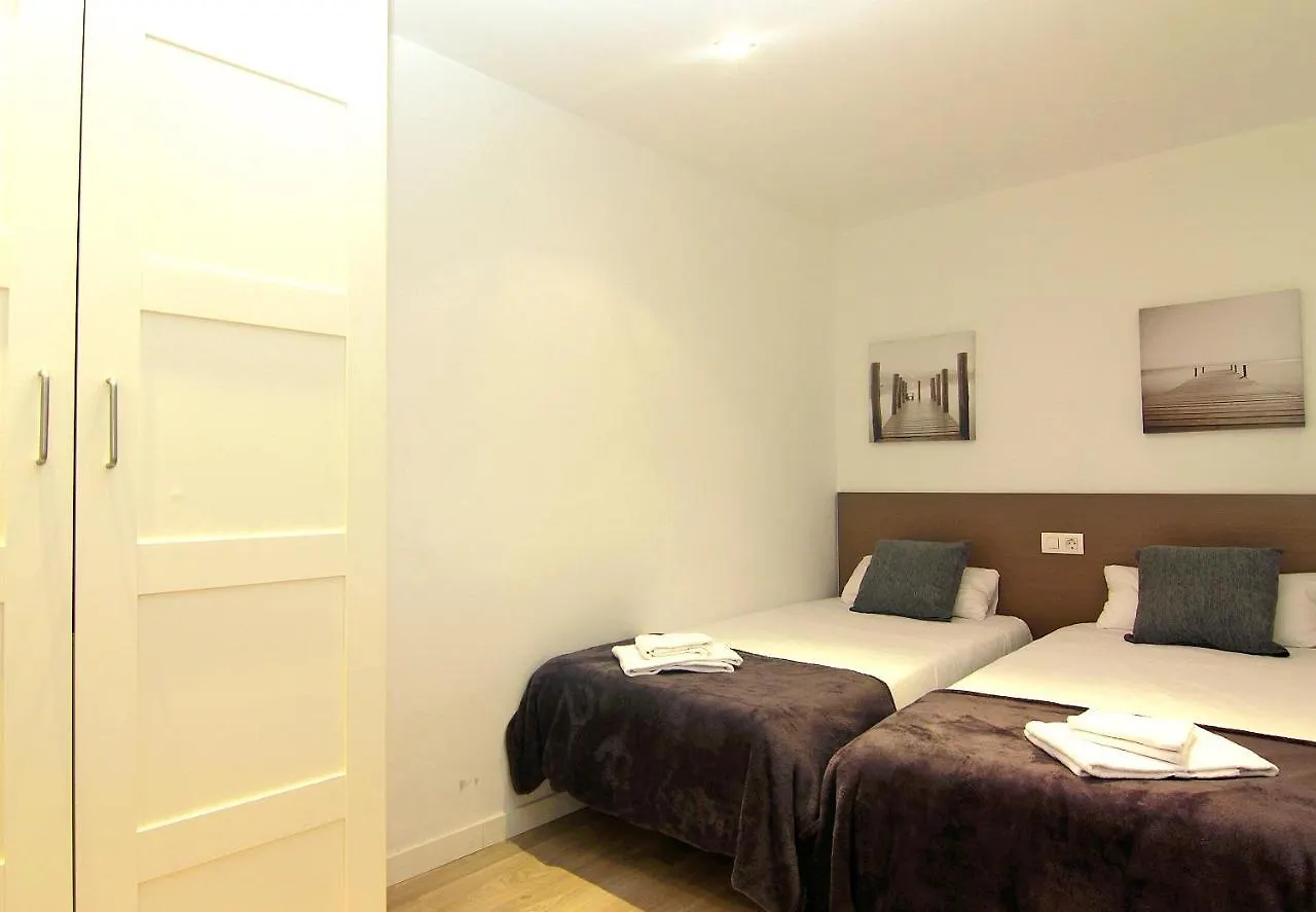 Mab2 - Mab2 - Apt At Street Level With Private Terrace Barcelona 0*,  Španělsko